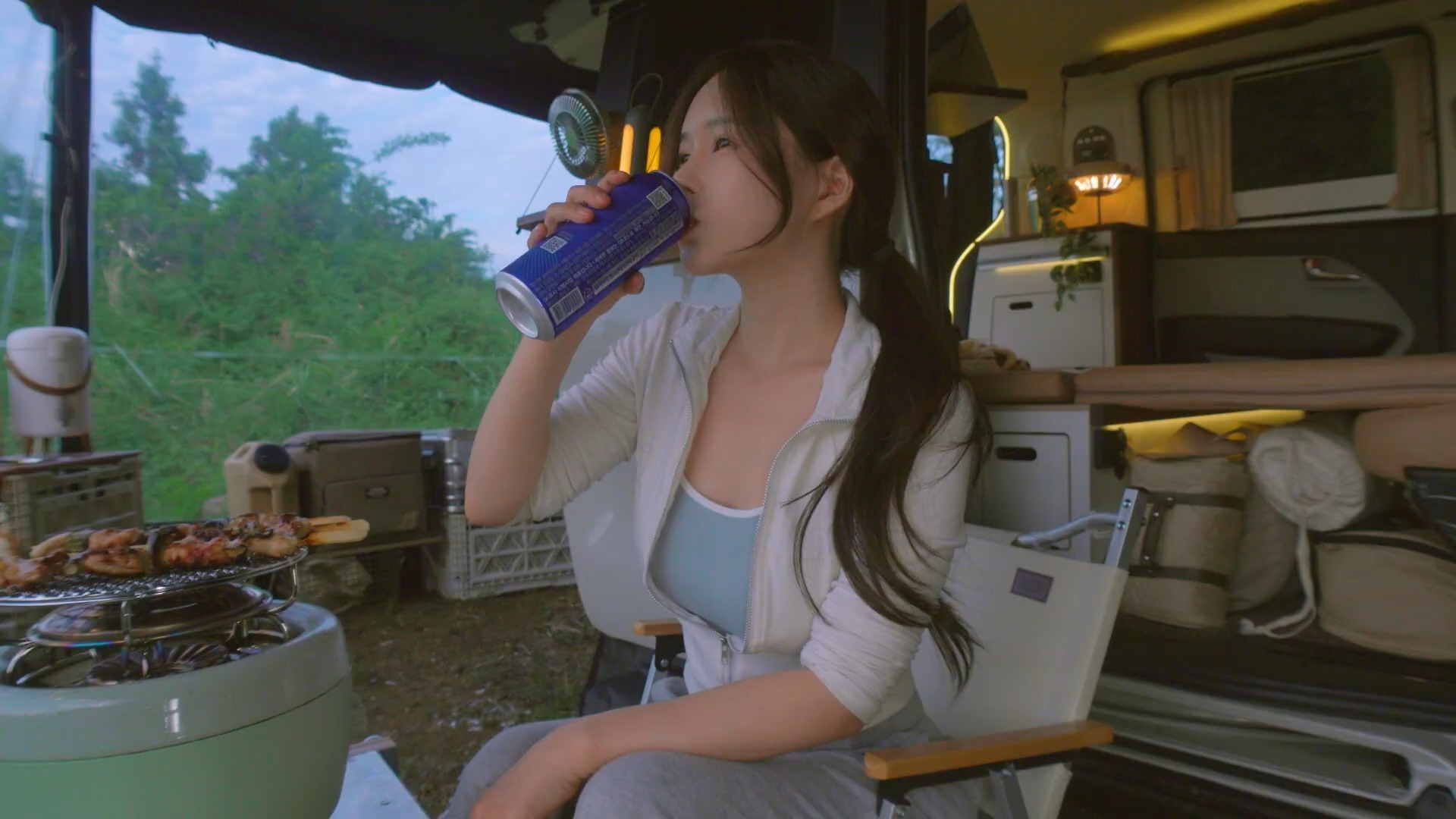 待在室内就不会中暑吗？丨中新真探